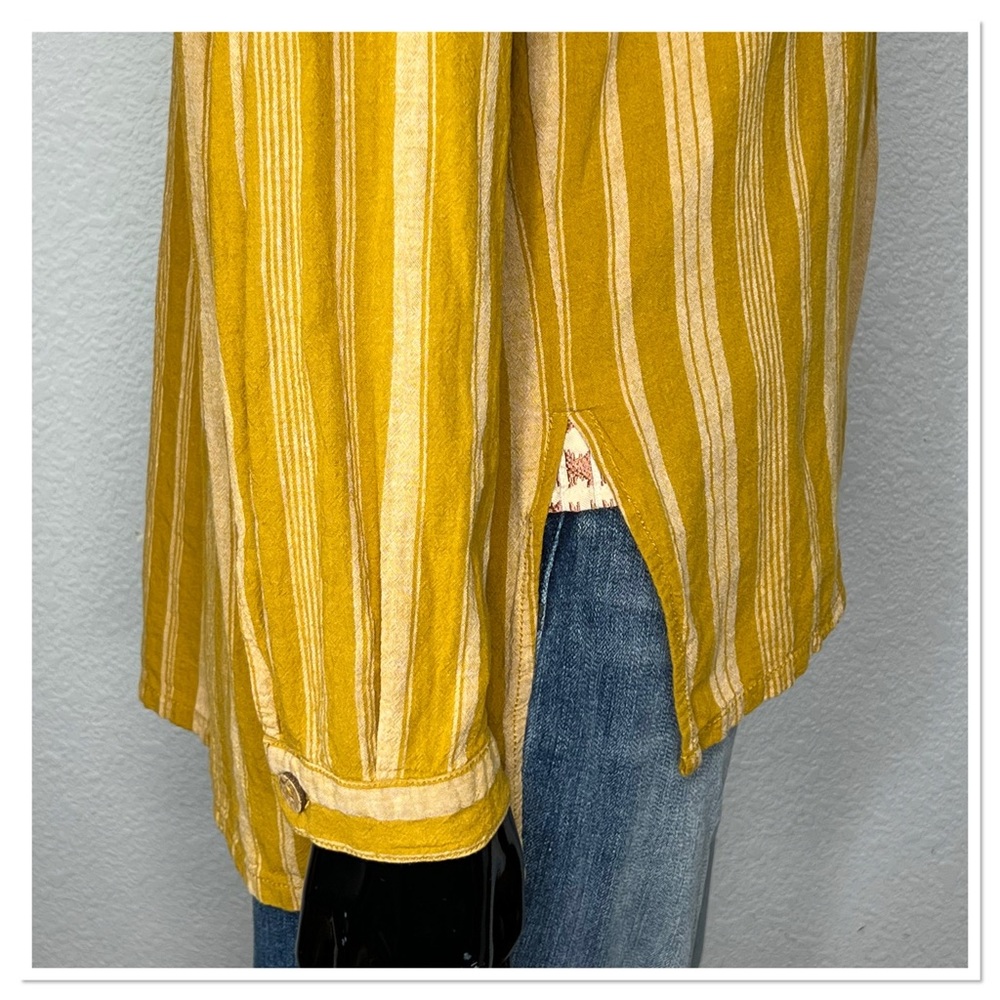 Free People We The Free Summer Breeze
Stripe Button Down Sz S Linen/Viscose - Picture 9 of 14